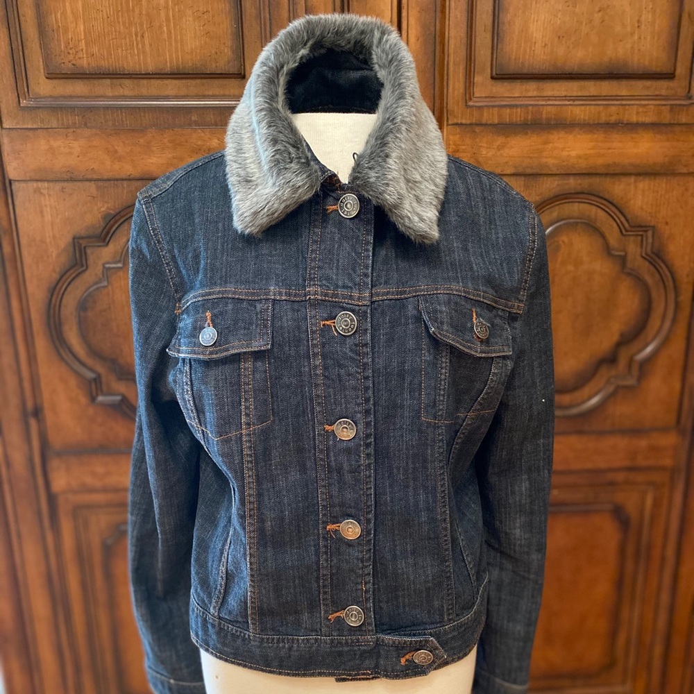 Women’s Jean Jacket